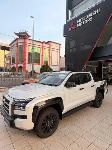 Mitsubishi Triton