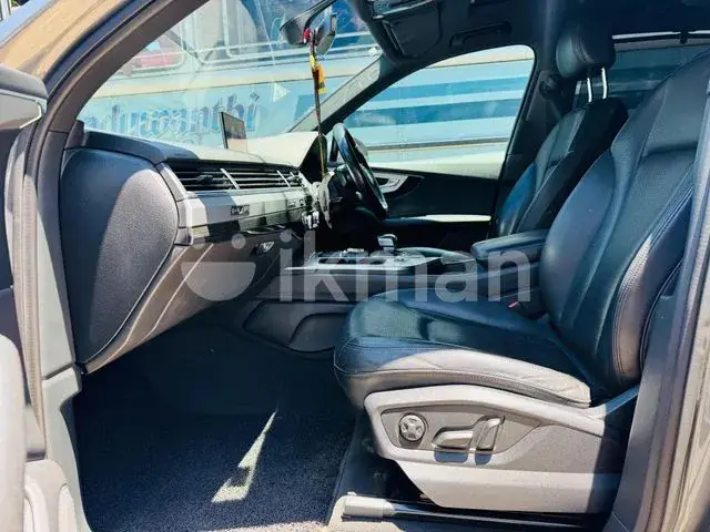 Audi Q7 2017 photo 3