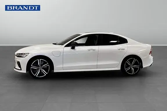 Volvo S60 2021 photo 3