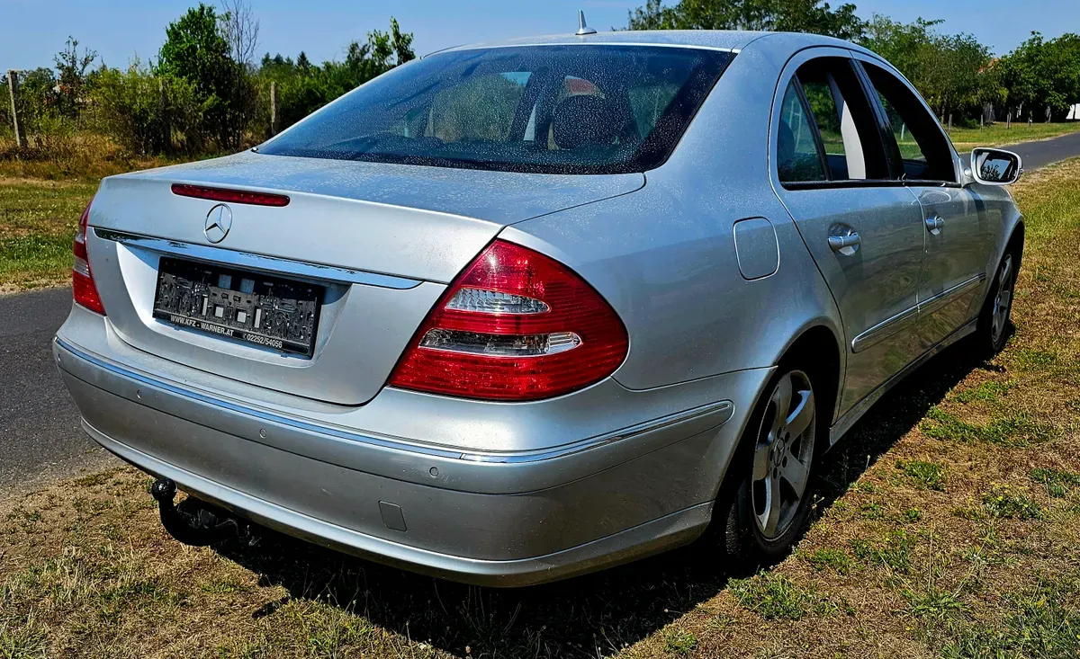 Mercedes-Benz E-Class 2007 photo 3