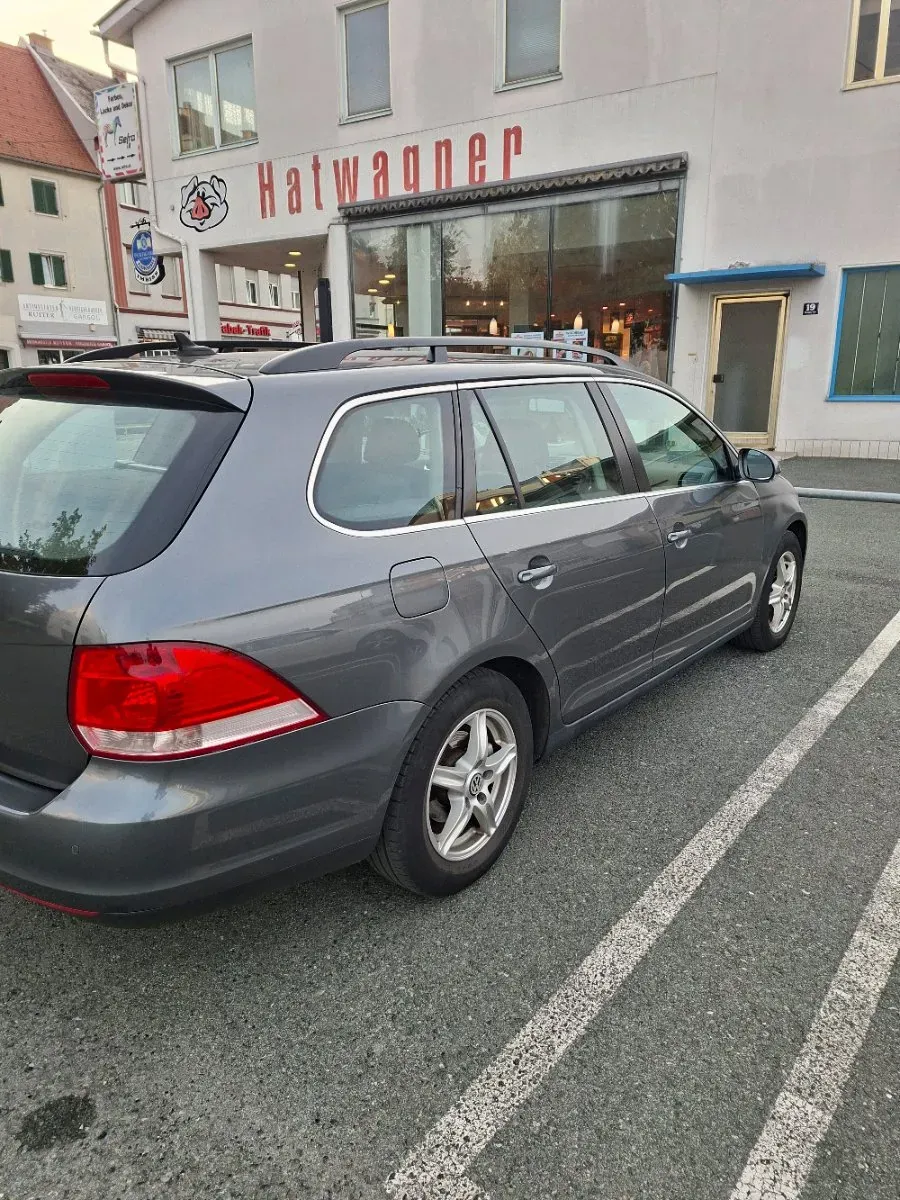 Volkswagen Golf 2009 photo 3