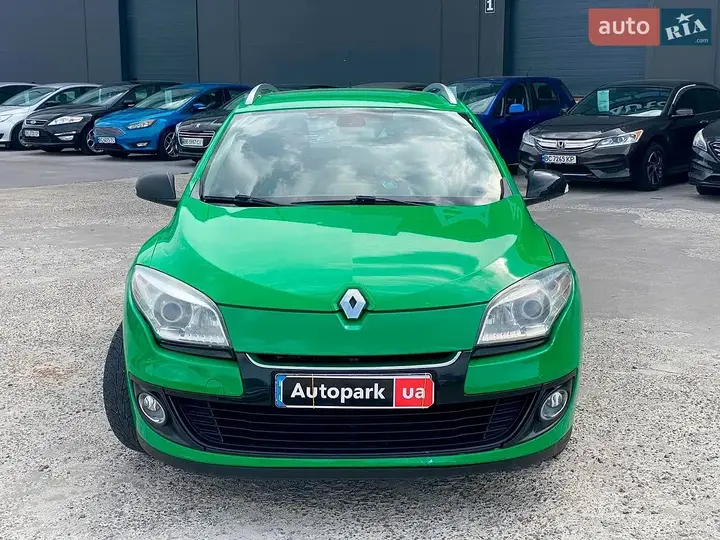 Renault Megane 2013 photo 2