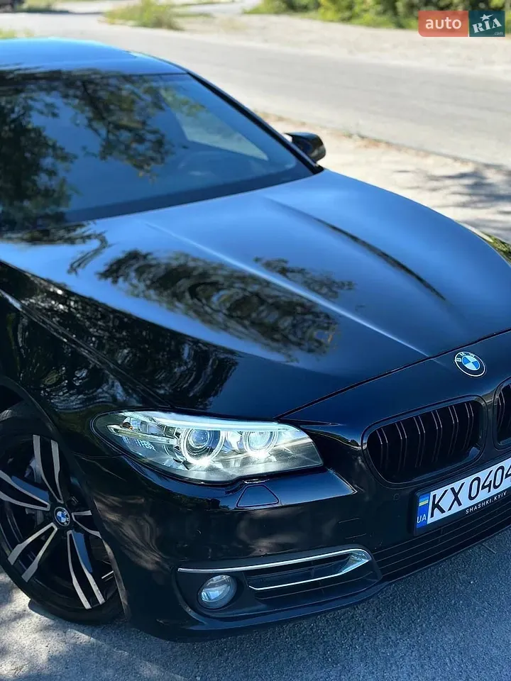 BMW 5 Series 2016 photo 2
