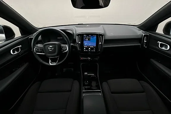Volvo Xc40 2024 photo 3