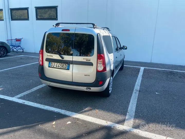 Dacia Logan 2007 photo 5