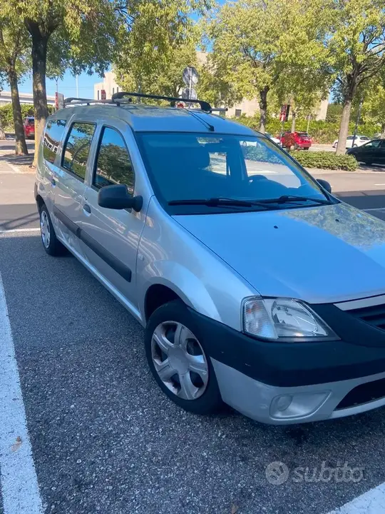 Dacia Logan 2007 photo 4