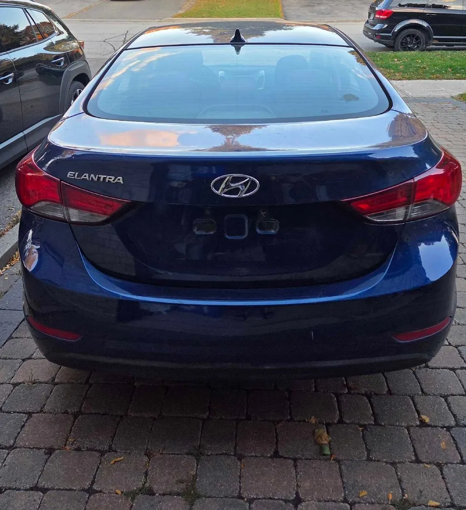Hyundai Elantra 2015 photo 2