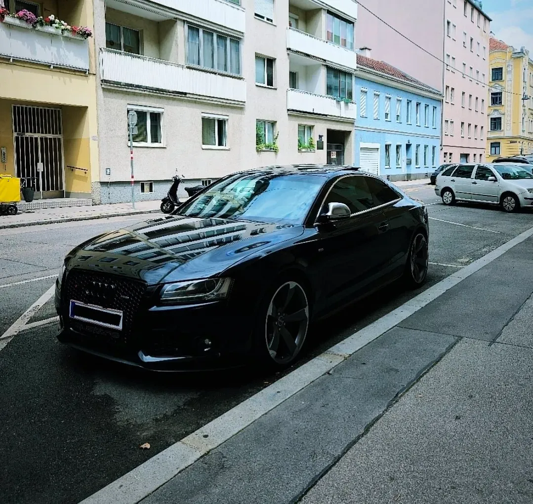 Audi A5 2008 photo 2