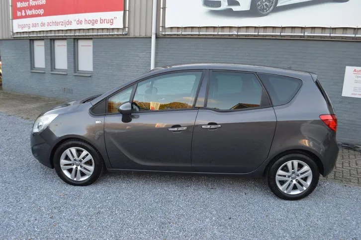 Opel Meriva 2011 photo 3