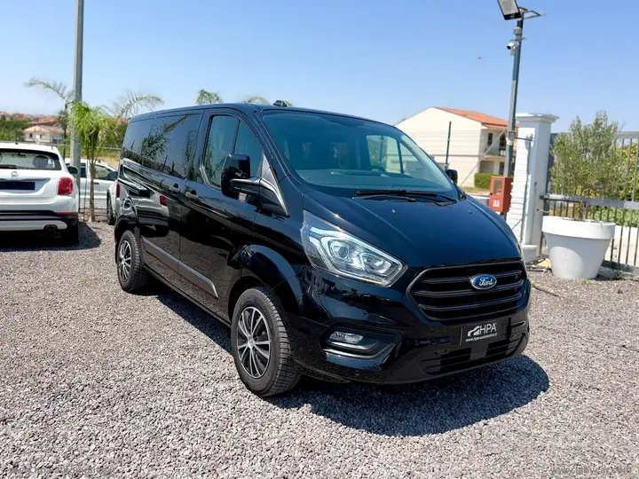Ford Tourneo Custom 2020 photo 3