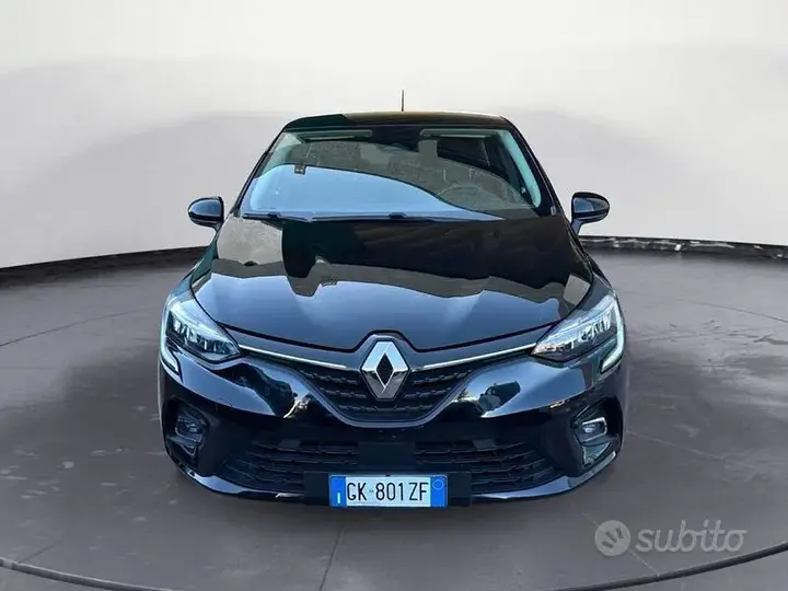 Renault Clio 2022 photo 2