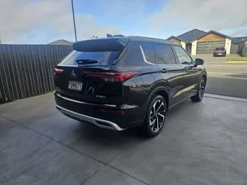 Mitsubishi Outlander 2022 photo 4