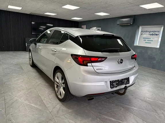 Opel Astra 2017 photo 3