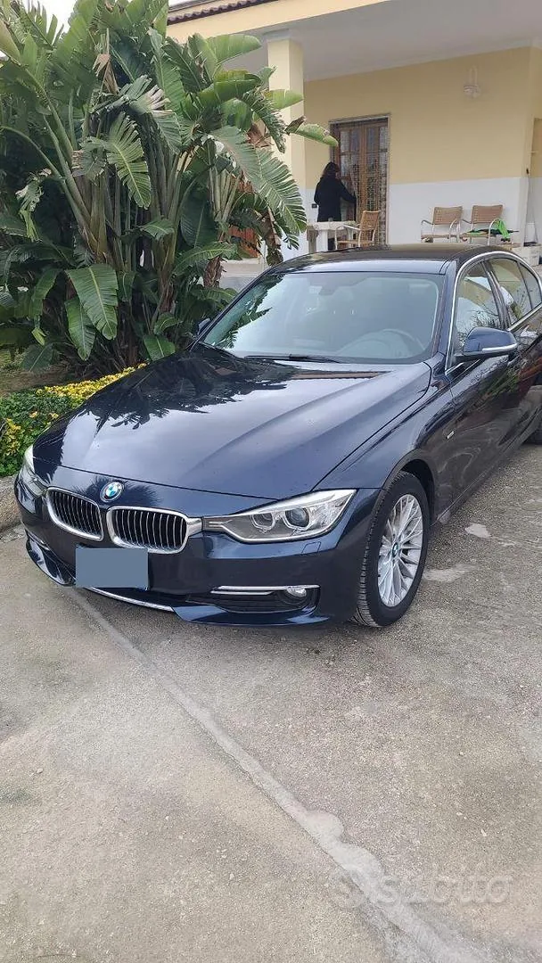 BMW 318D 2013 photo 2
