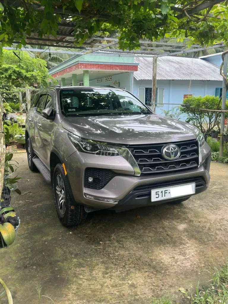Toyota Fortuner 2021 photo 3