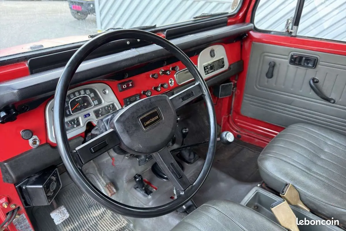 Toyota Land Cruiser 1982 photo 3