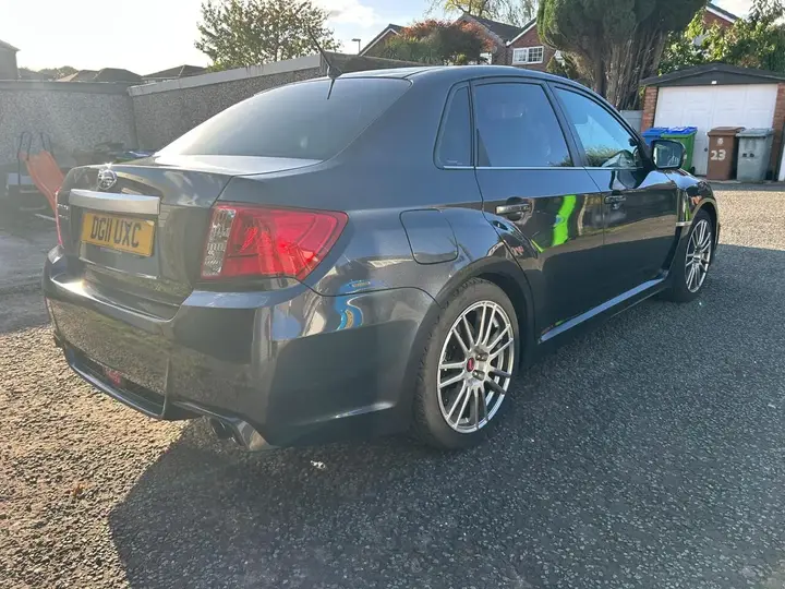 Subaru Wrx Sti 2011 photo 4