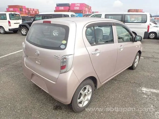 Daihatsu Mira 2017 photo 4
