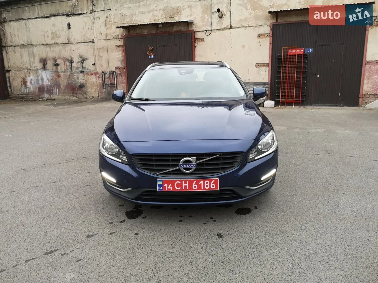 Volvo V60 2015 photo 3