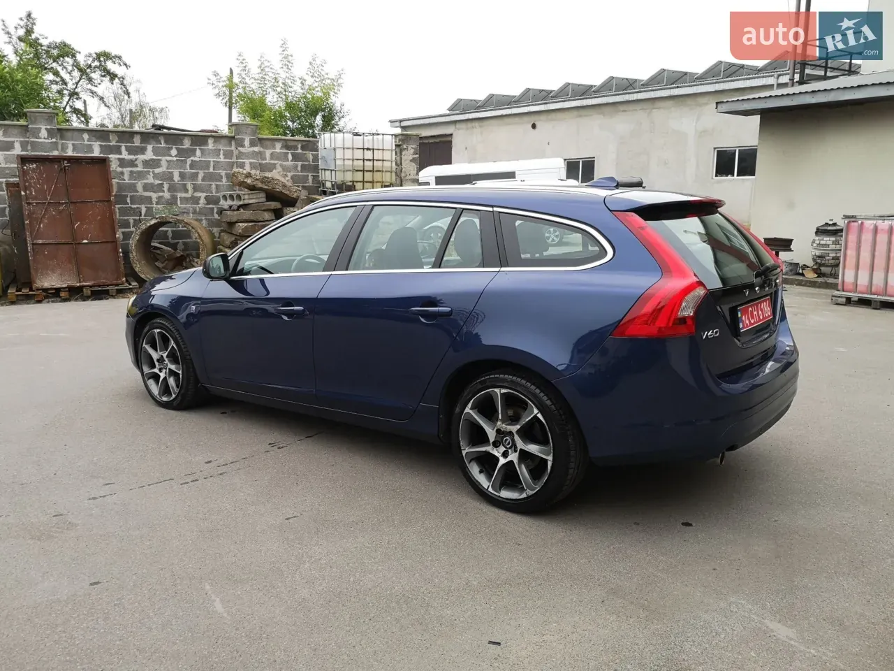 Volvo V60 2015 photo 5