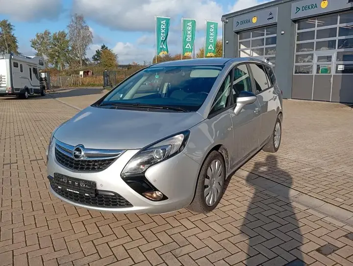 Opel Zafira Tourer