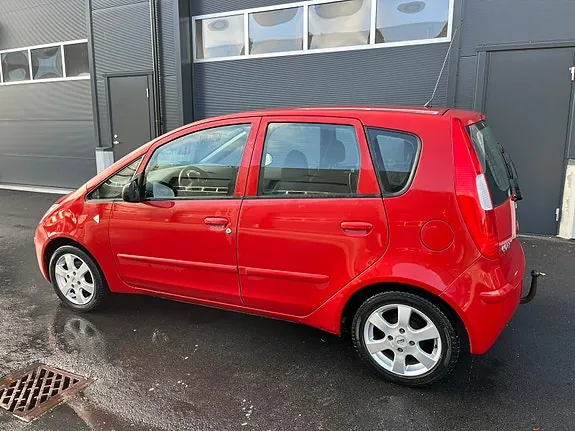 Mitsubishi Colt 2007 photo 2