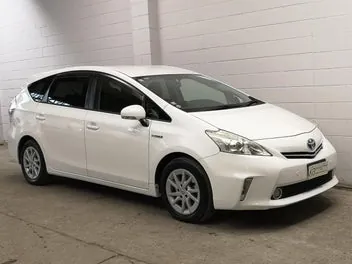Toyota Prius 2014 photo 2