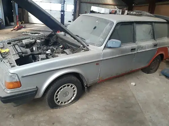 Volvo 240