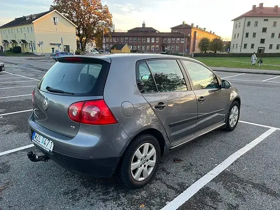 Volkswagen Golf 5 2005 photo 3