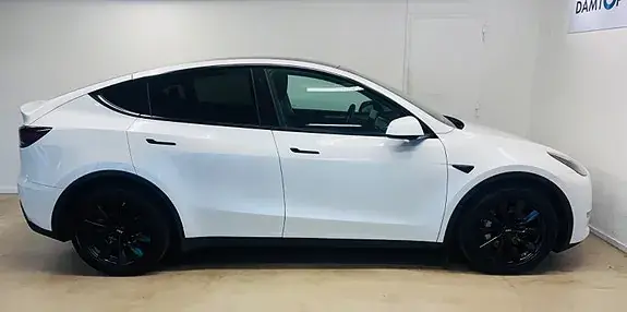 Tesla Model Y 2022 photo 5