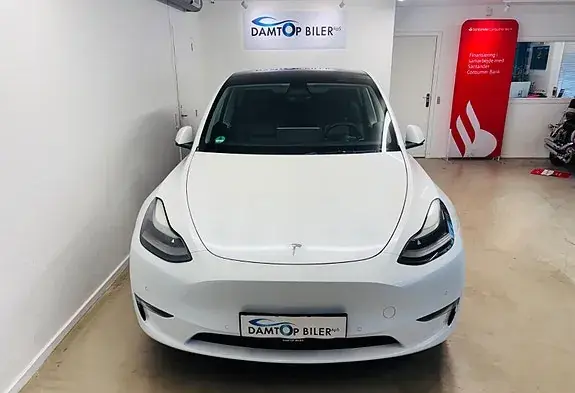 Tesla Model Y 2022 photo 2