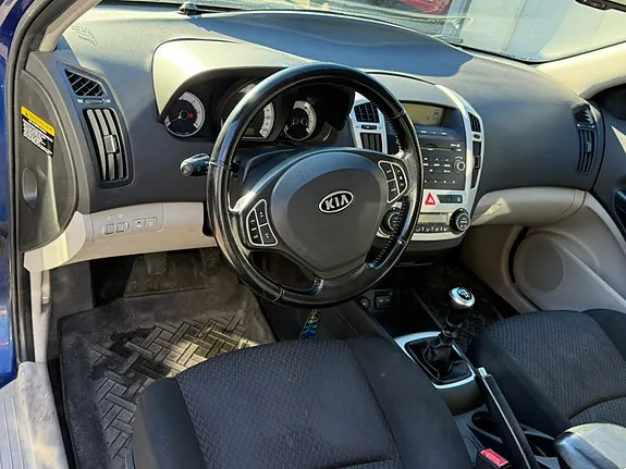 Kia Ceed 2007 photo 4