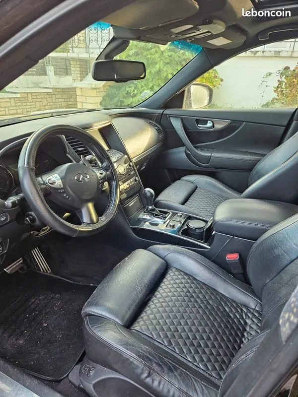 Infiniti Fx 2011 photo 3
