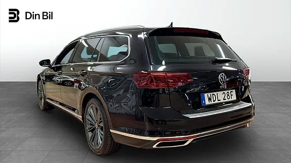 Volkswagen Passat 2021 photo 3