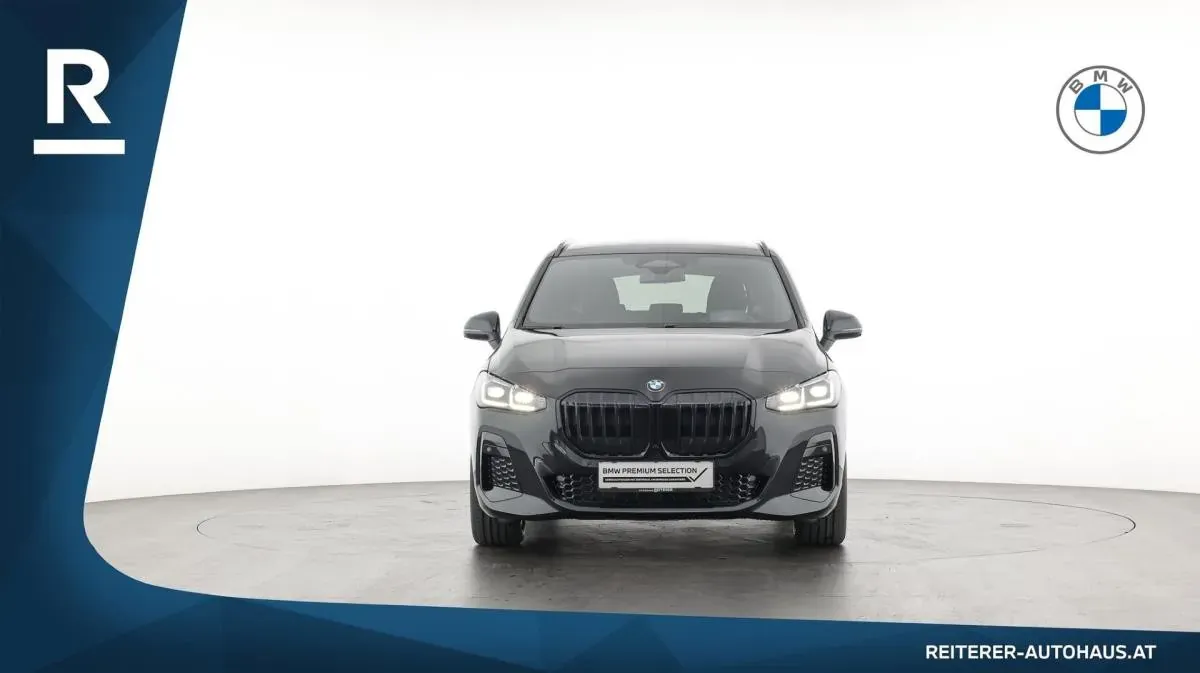 BMW 2 Series 2025 photo 2