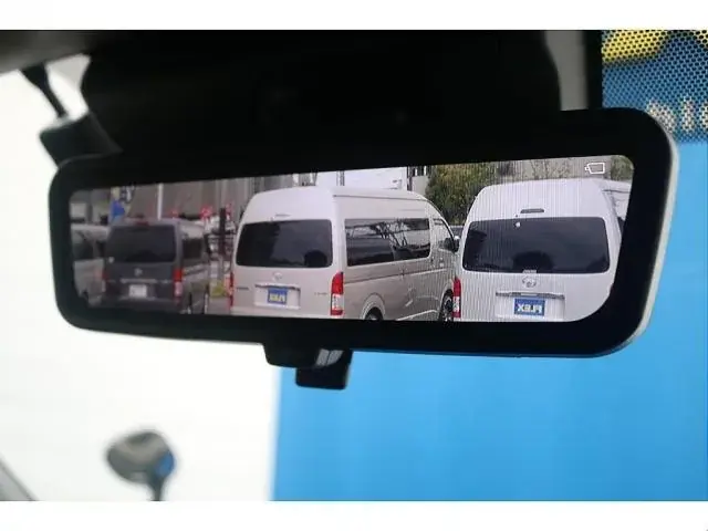 Toyota Hiace 2026 photo 5