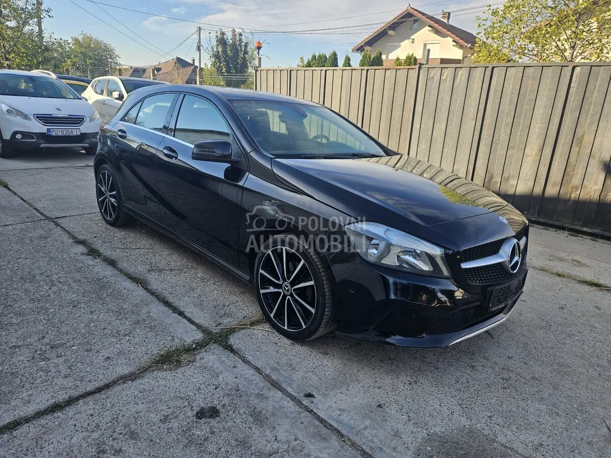 Mercedes-Benz A 180 2016 photo 2