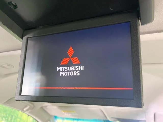 Mitsubishi Delica D:5 2019 photo 3