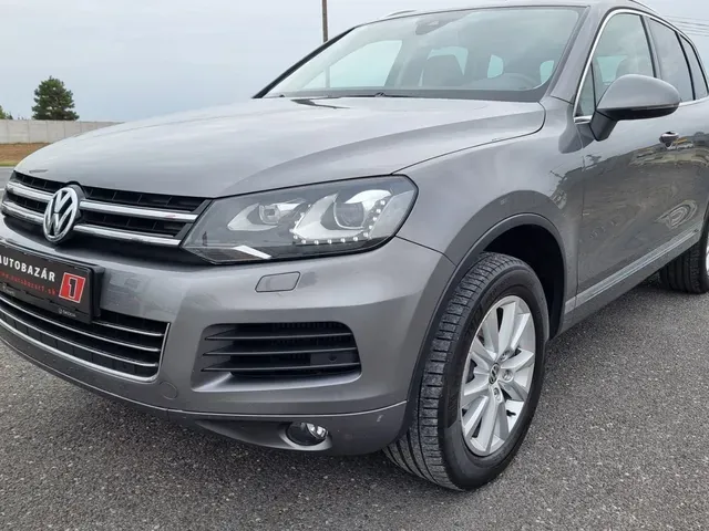 Volkswagen Touareg 2013 photo 3