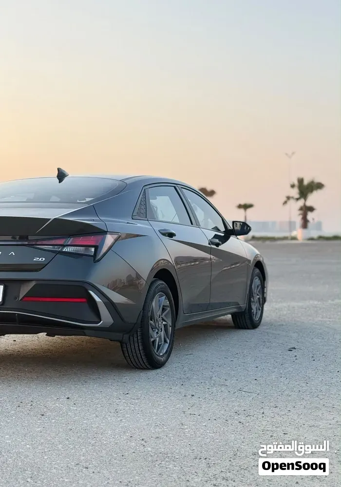 Hyundai Elantra 2026 photo 3