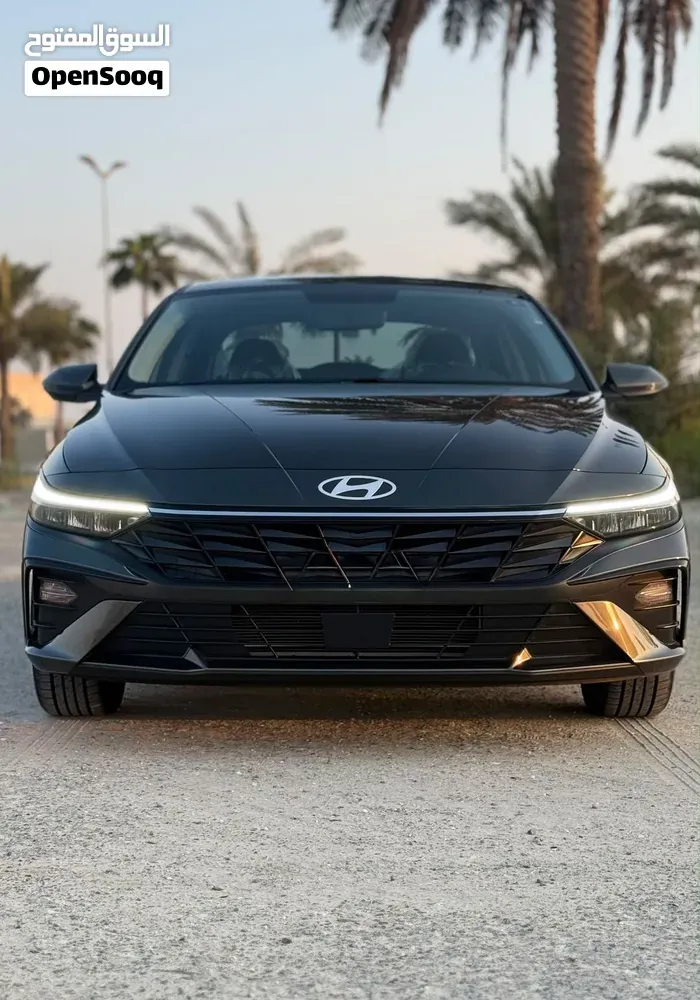 Hyundai Elantra 2026 photo 2