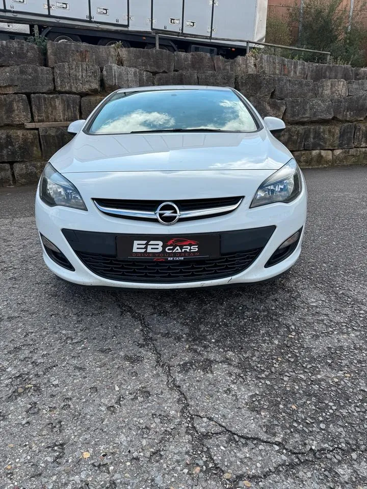 Opel Astra J