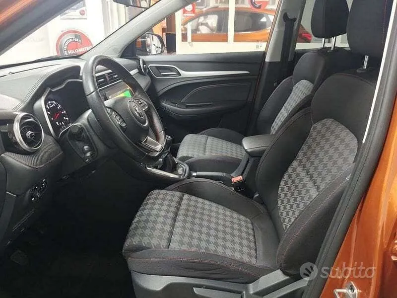 MG Zs photo 2