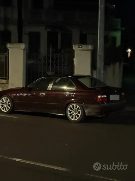 BMW E36 1994 photo 2