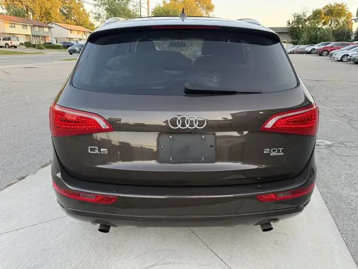 Audi Q5 2012 photo 4