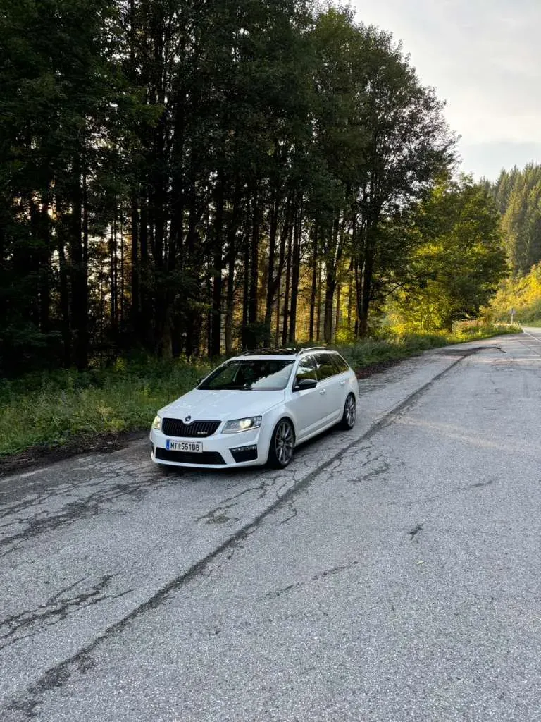 Skoda Octavia 2016 photo 2