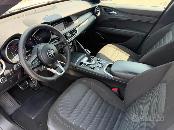 Alfa Romeo Stelvio 2022 photo 5