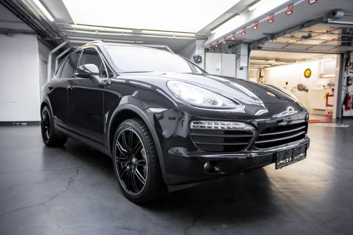 Porsche Cayenne 2010 photo 3