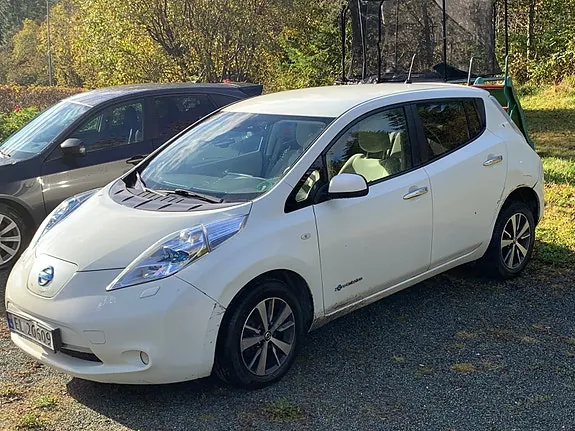 Nissan Leaf 2013 photo 2