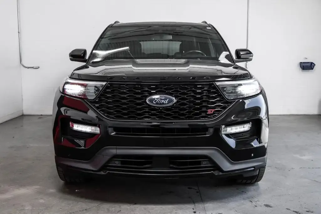 Ford Explorer 2022 photo 4